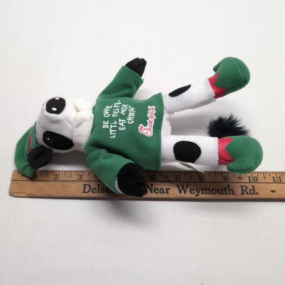 Chick Fil A 2013 Christmas Elf Cow Plush Be Owr Littl Helpr Eat Mor Chikin - Picture 9 of 10